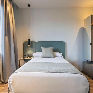 Uitgebreide Kamer met een King Size Bed